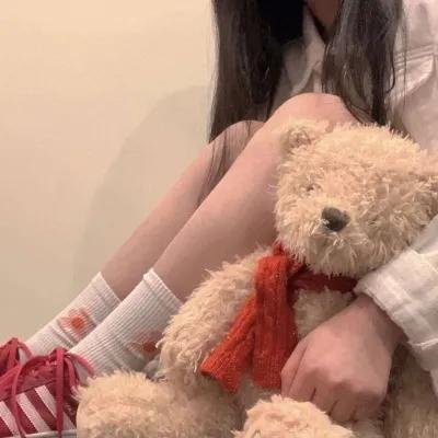 谁杀了她